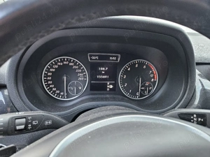 Vând autoturism Mercedes Benz B200, benzină 1,6l, cutie automată, an 2012, cu motor defect - imagine 2