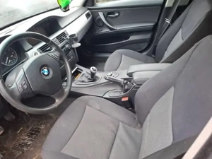 Bmw Seria 3 E90 - imagine 3