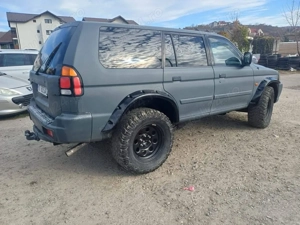 Mitsubishi Pajero  off road  - imagine 5