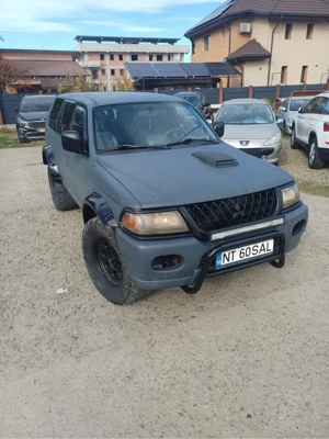 Mitsubishi Pajero  off road  - imagine 3