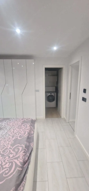 Apartament ultramodern - imagine 8