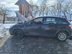 dezmembrez opel astra h 17 