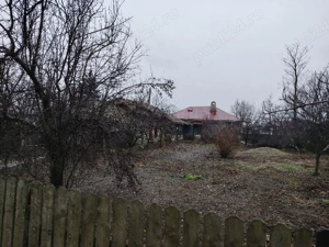 Casa batraneasca - imagine 2