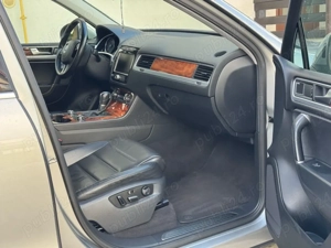 Volkswagen Touareg - imagine 6