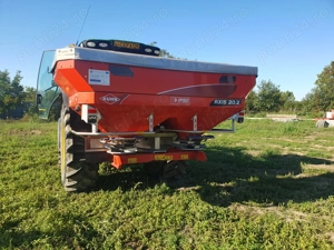 Distribuitor de ingrasaminte KUHN model AXIS 20.2 Q,  - imagine 3