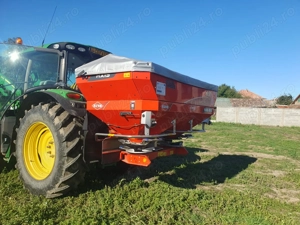 Distribuitor de ingrasaminte KUHN model AXIS 20.2 Q, 