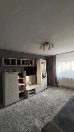 Apartament 2 camere Km 4-5 - imagine 2