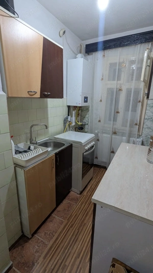 De vanzare apartament 2 camere - imagine 2