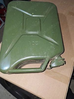 Vând canistră benzină - imagine 3