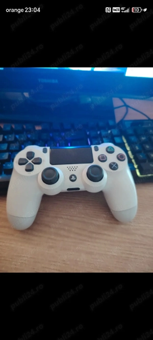 Playstation 4 pro + 3 jocuri + tastatura & mouse - stare foarte bună. - imagine 2