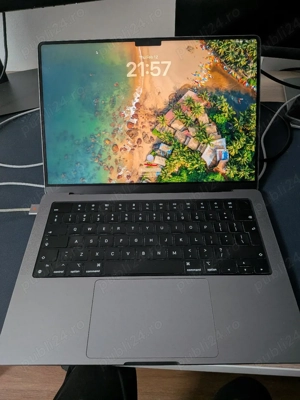 MacBook Pro 2023 M2 Max 14inch cu 1TB SSD si 32GB RAM