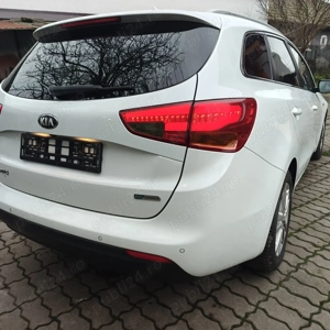 Kia Ceed 2015 ,1.6 crdi , alb perlat  - imagine 8