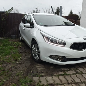 Kia Ceed 2015 ,1.6 crdi , alb perlat  - imagine 4