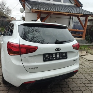 Kia Ceed 2015 ,1.6 crdi , alb perlat  - imagine 13