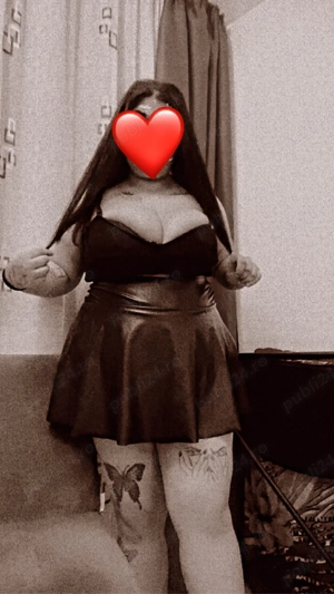 .Poze reale suta la suta din locatie...Bruneta fierbinte!!!!! - imagine 3