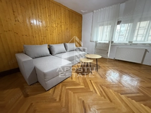 Apartament cu 3 camere, etajul 1, centrala proprie, zona Cotu Mic - imagine 2