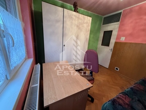 Apartament cu 3 camere, etajul 1, centrala proprie, zona Cotu Mic - imagine 9