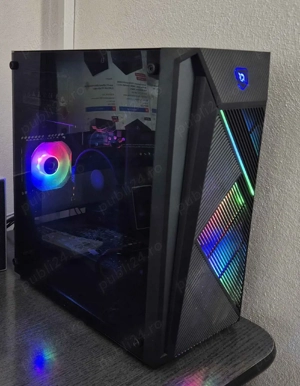 Vând unitate de gaming