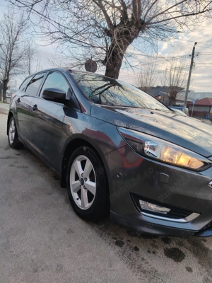 Vând Ford Focus mk3 - 1,6 2015 - imagine 3