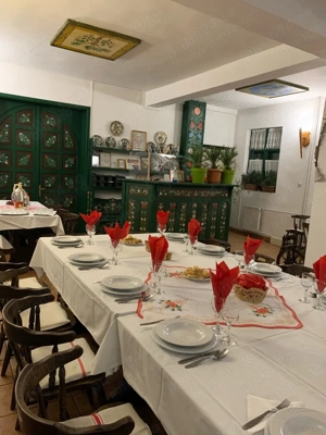 Cladire cu Arhitectura Traditionala - 691 mp - Ultracentral Oradea - imagine 16