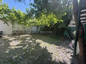 Cladire cu Arhitectura Traditionala - 691 mp - Ultracentral Oradea - imagine 6