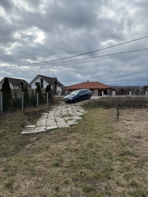 Vând teren zona Luna de sus - imagine 2