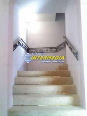 Casa de vanzare 5 camere Centru Alba Iulia - imagine 4