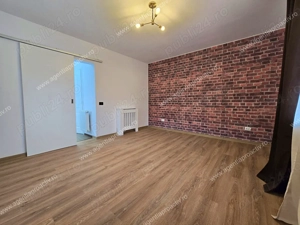 Casă renovată, zonă centrală, singur in curte. Doar 99000 euro! - imagine 11