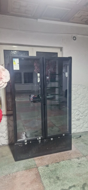 Vand Vitrina frigorifica!