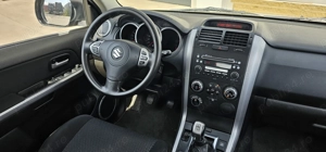 Suzuki Grand Vitara 2.0i - imagine 11