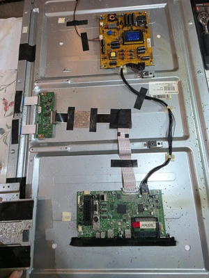 Dezmembrez tv Telefunken t42fs243lbps