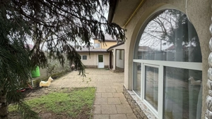 Vila P+M, Sc = 135 mp, Teren = 1072 mp, zona centrala   str. Salcamului - imagine 4