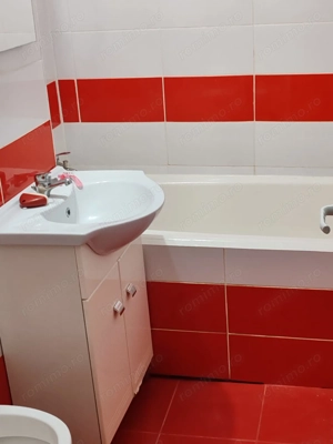 Garsoniera Pantelimon,Piata Delfinului