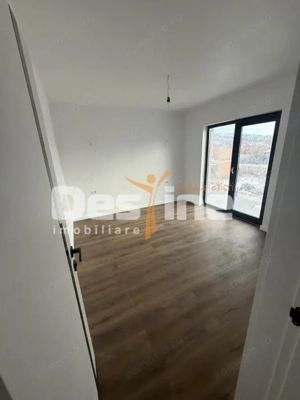 Casa individuala cu etaj, 4 camere, teren 396 mp, drum privat - imagine 10