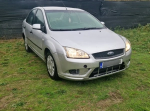 Dezmembrez Ford focus 2 