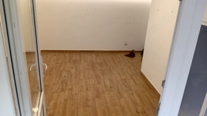 inchiriez spatiu zona centrala (p-ta mica) - imagine 8