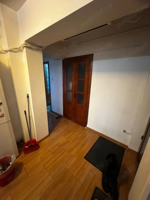 Ap 2 cam, Galata semafor , et 4 pod , PF , Decomandat, CT, AC, 10500  , neg - imagine 3