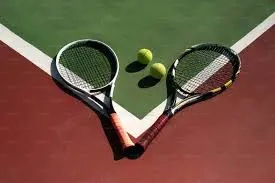 Ofer lectii antrenor tenis