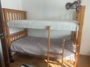 Pat supraetajat lemn masiv