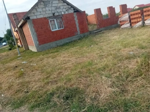 teren de vânzare  - imagine 4