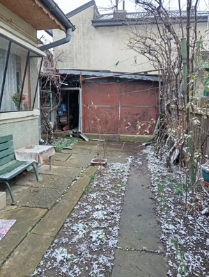 casa 2 camere, bucatarie, baie, beci, garaj - imagine 5