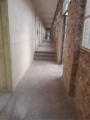 Casa mare 600mp utili pe teren 1800mp - imagine 3