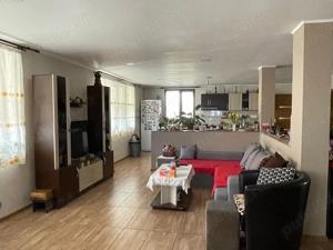 casa de vanzare - imagine 2