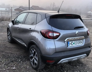 Renault Captur Intens TCE 130 an fabricatie 2019 cu doar 10.696 Km - imagine 6