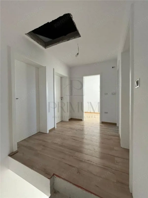 Duplex spatios - bucatarie inchisa - zona in plina dezvoltare. - imagine 11