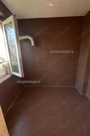 Super Pret Garsoniera Metrou Bd 1 Decembrie parter inalt