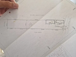 Teren 1528 mp cu casă de vânzare în centrul Gherceștiului — Investiție excelentă