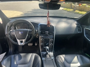 Volvo XC60 - imagine 4