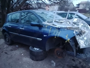 dezmembrez Renault Megane ii 2004 euro 3 82 kw - imagine 3