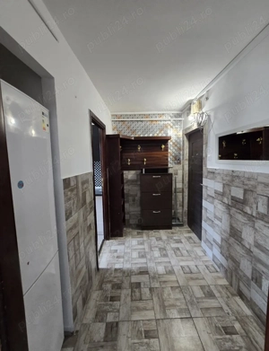 SEMICENTRAL-PALAS,apt.2cam.renovat, mobilat-utilat, 400 Euro - imagine 5